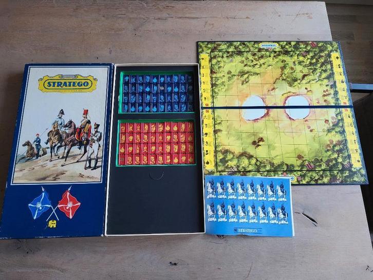 spel Stratego vintage, Hobby en Vrije tijd, Gezelschapsspellen | Bordspellen, Gebruikt, Een of twee spelers, Ophalen of Verzenden