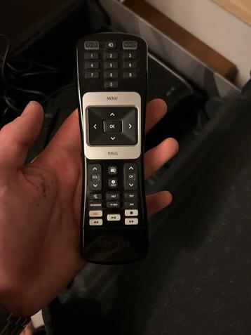 Ziggo Versterker met Afstandsbediening beschikbaar voor biedingen