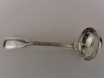 Zilveren strooilepel                                    Z143, Antiek en Kunst, Ophalen of Verzenden, Zilver