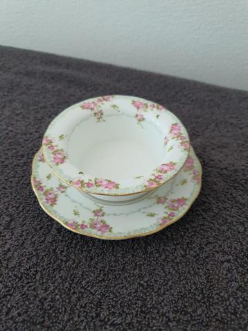 Schotel Schaaltje D&C France Higgins & Seiter New York
 beschikbaar voor biedingen