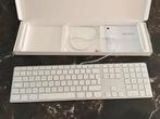 Apple Keyboard met USB-draad - Zo goed als nieuw!, Computers en Software, Toetsenborden, Multimediatoetsen, Ophalen of Verzenden