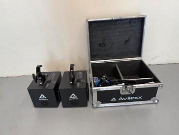 2x avilexx sparkus 5 waterfall in flightcase beschikbaar voor biedingen