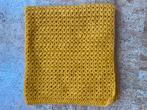 Gehaakt baby dekentje - 70x64 cm, Kinderen en Baby's, Ophalen of Verzenden, Zo goed als nieuw, 70 tot 85 cm, Deken