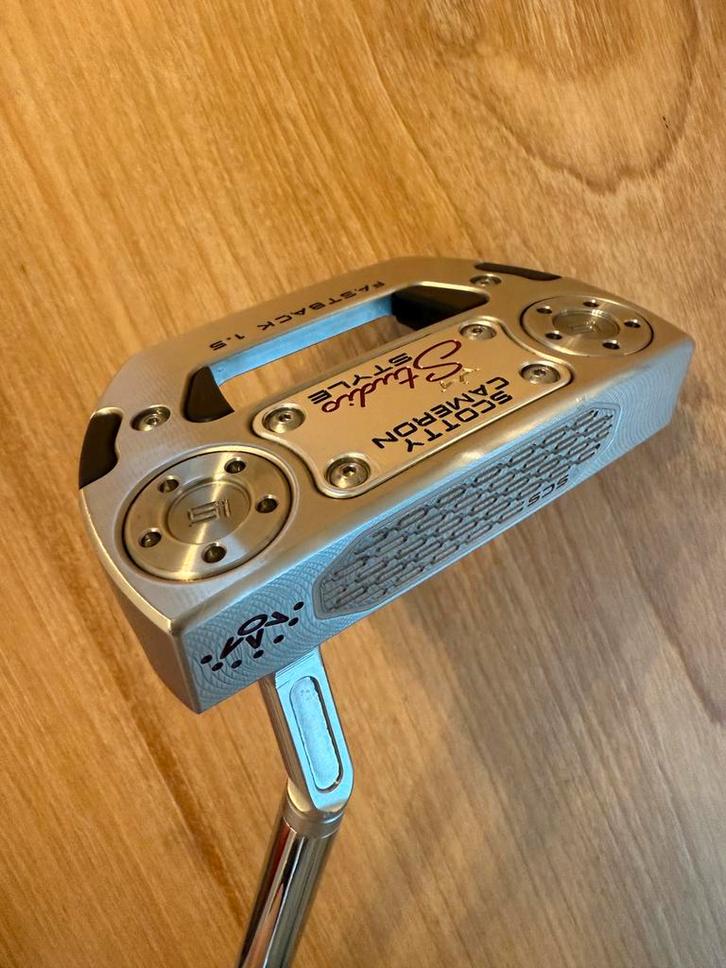 Scotty Cameron Studio Style Fastback 1.5 2025 Putter, Sport en Fitness, Golf, Zo goed als nieuw, Club, Overige merken, Ophalen of Verzenden