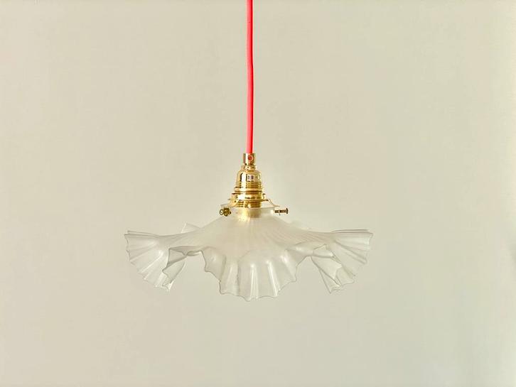 Vintage glazen hanglamp – matglas, Huis en Inrichting, Lampen | Hanglampen, Zo goed als nieuw, Minder dan 50 cm, Glas, Ophalen of Verzenden