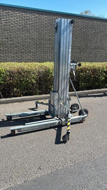 Kanaallift montagelift lift Sumner 2124 hoogte 7.2m 300kg beschikbaar voor biedingen