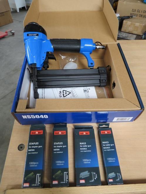 Pneumatische 2 in 1 nagelschieter en nietpistool 4000 nagels, Doe-het-zelf en Verbouw, Gereedschap | Handgereedschap, Nieuw, Ophalen of Verzenden
