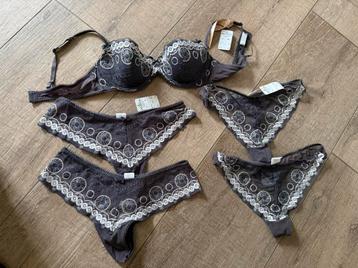 Grijze BH 85B Hunkemöller met 4 slips maat M NIEUW beschikbaar voor biedingen