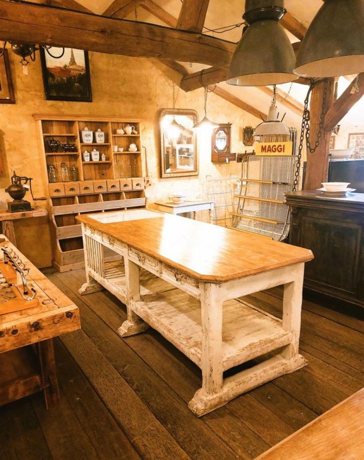 decoratieve oude werktafel, keukeneiland, Antiek en Kunst, Curiosa en Brocante, Ophalen