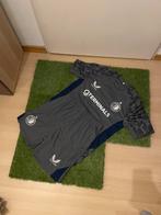 Feyenoord Trainingspak 2025 - 2026 Maat L, Sport en Fitness, Voetbal, Maat L, Ophalen of Verzenden, Nieuw, Shirt