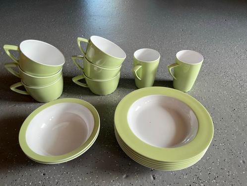 Mepal Servies Set Groen, Huis en Inrichting, Keuken | Servies, Zo goed als nieuw, Compleet servies, Effen, Keramiek, Ophalen