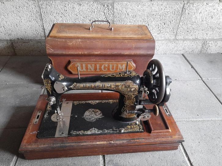 Oude vintage naaimachine Unicum, leuk als decoratie, Antiek en Kunst, Antiek | Naaimachines, Ophalen
