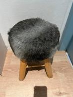 2 krukjes, Huis en Inrichting, Krukjes, Ophalen, Zo goed als nieuw, Hout