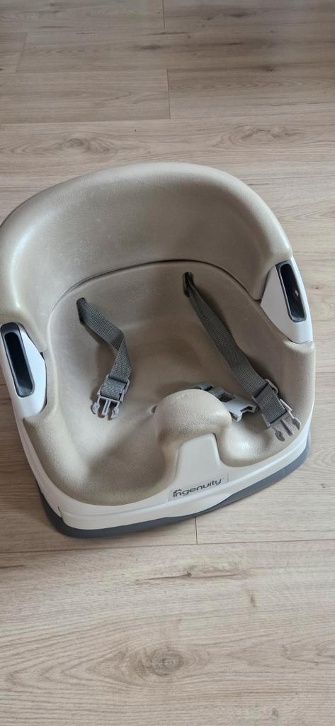 Ingenuity Baby Base 2-in-1 zitje, bruin/taupe (zgan!), Kinderen en Baby's, Kinderstoelen, Zo goed als nieuw, Overige typen, Ophalen