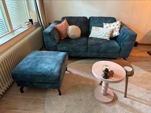 2-zits bank met poef, Huis en Inrichting, Banken | Complete zithoeken, Gebruikt, Stof, Ophalen