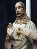 1147=Christus met het Heilig Hart, porselein.2710, Ophalen of Verzenden