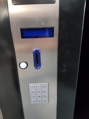 Combi automaat Vendo 585 beschikbaar voor biedingen
