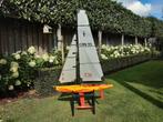 RC Zeilboot Thunder Tiger 1m. komplete set, Hobby en Vrije tijd, Modelbouw | Boten en Schepen, Ophalen, Zo goed als nieuw