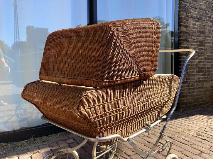 Poppenwagen, Retro jaren '60, Kinderen en Baby's, Speelgoed | Poppen, Gebruikt, Babypop, Ophalen