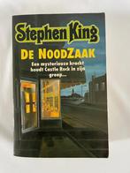 Stephen King - De Noodzaak. 1e druk, Ophalen of Verzenden, Gelezen, Stephen King