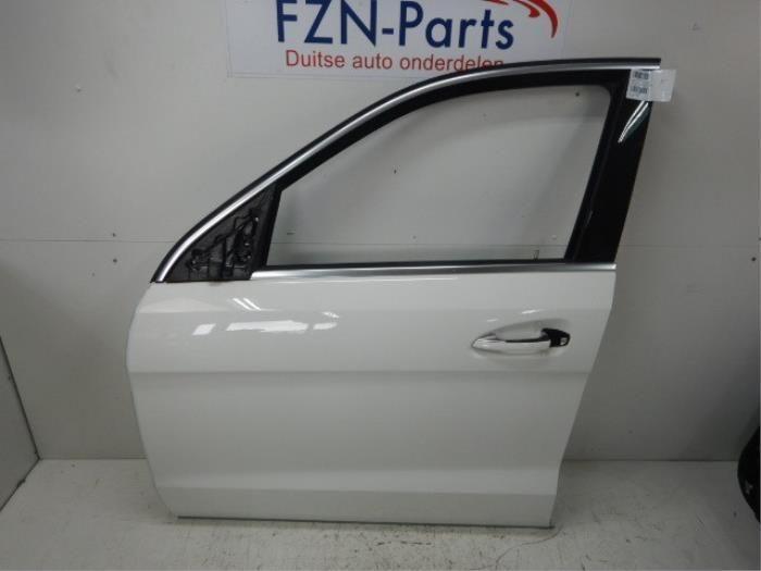 Portier 4Deurs links-voor Mercedes Diversen (22723256), Auto-onderdelen, Carrosserie en Plaatwerk, Deur, Voor, Links, Gebruikt