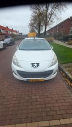 Peugeot 207 1.6 16V CC 88KW 2011 Wit, Voorwielaandrijving, 65 €/maand, 15 km/l, 4 cilinders