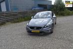 Volvo V40 2.0 D4 R-Design Business, Euro 5, Gebruikt, Bedrijf, 30 km/l