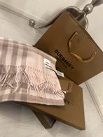 Lichtroze burberry london sjaal nieuw ker verpakking, Kleding | Dames, Mutsen, Sjaals en Handschoenen, Ophalen of Verzenden, Nieuw