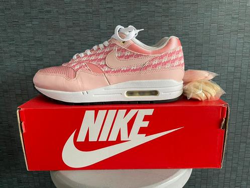 Nike Air Max 1 EU 41 Lemonade Strawberry, Kleding | Dames, Schoenen, Zo goed als nieuw, Sneakers of Gympen, Roze, Ophalen of Verzenden