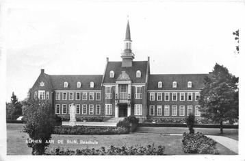 (380-327-015) Alphen aan de Rijn Raadhuis beschikbaar voor biedingen
