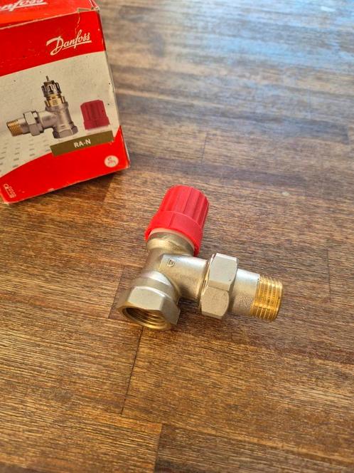 Danfoss RA-N 15 1/2 radiatorkraan 4x, Doe-het-zelf en Verbouw, Verwarming en Radiatoren, Nieuw, Minder dan 30 cm, Minder dan 60 cm