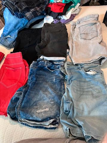 Set korte broeken maat XL/XXL – breedtemaat ca. 38 beschikbaar voor biedingen