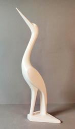 Beeld reiger. Plateel Flora Gouda Holland . Mid Century  37, Antiek en Kunst, Kunst | Designobjecten, Ophalen of Verzenden