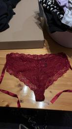 Hunkemöller Slip L, Kleding | Dames, Verzenden, Rood, String