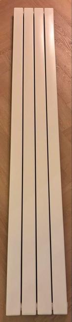 Design Radiator Wiesbaden - Incl. Montageset & onderblokken, Radiator, Ophalen of Verzenden, Zo goed als nieuw, 60 tot 150 cm