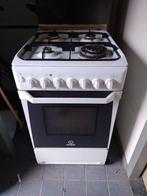 Gasfornuis met oven, Witgoed en Apparatuur, Fornuizen, 4 kookzones, Vrijstaand, Gebruikt, 45 tot 60 cm