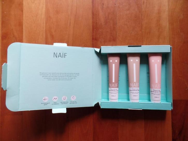 NIEUW Naïf Body Kit Postcodeloterij, Sieraden, Tassen en Uiterlijk, Uiterlijk | Lichaamsverzorging, Nieuw, Bodylotion, Crème of Olie