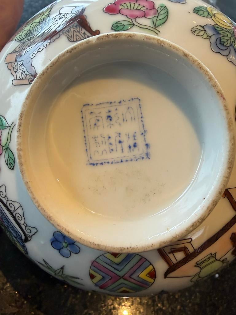 Antieke japanse imari  achaalrje met decoratie, Ophalen of Verzenden