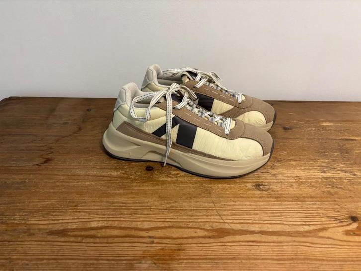 Sneakers schoenen Arkk Copenhagen maat 40, Kleding | Dames, Schoenen, Zo goed als nieuw, Sneakers of Gympen, Overige kleuren, Verzenden