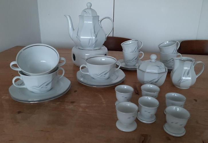 Porseleinen servies Wunsiedel Bavaria jaren 50/60, Verzamelen, Porselein, Kristal en Bestek, Gebruikt, Compleet servies, Porselein