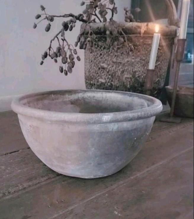 Prachtige schaal Aura Peeperkorn!!, Huis en Inrichting, Woonaccessoires | Schalen en Manden, Zo goed als nieuw, Schaal, Rond, Steen of Aardewerk