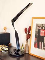 Leaf tafellamp zwart | design Yves Béhar | Herman Miller, Overige materialen, 50 tot 75 cm, ., Design