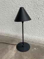 Leuk Zwart Kunststof OLA Lampje van IKEA, Ophalen of Verzenden, Gebruikt, Kunststof, Minder dan 50 cm