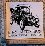 Vintage witte sticker Lips Autotron Automuseum Drunen, Ophalen of Verzenden, Zo goed als nieuw