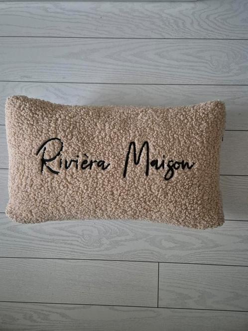 Riviera maison  teddy kussen, Huis en Inrichting, Woonaccessoires | Kussens, Zo goed als nieuw, Wit, Ophalen of Verzenden