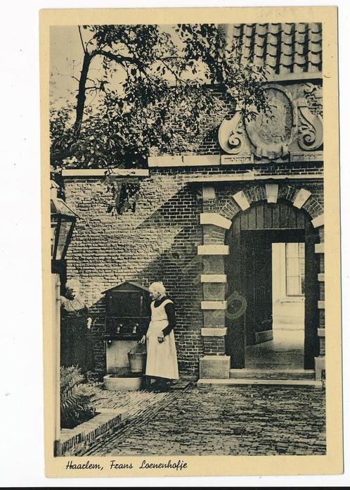 Haarlem - Frans Loenen Hofje [KRST005-2302, Verzamelen, Ansichtkaarten | Nederland, Gelopen, Noord-Holland, 1920 tot 1940, Verzenden