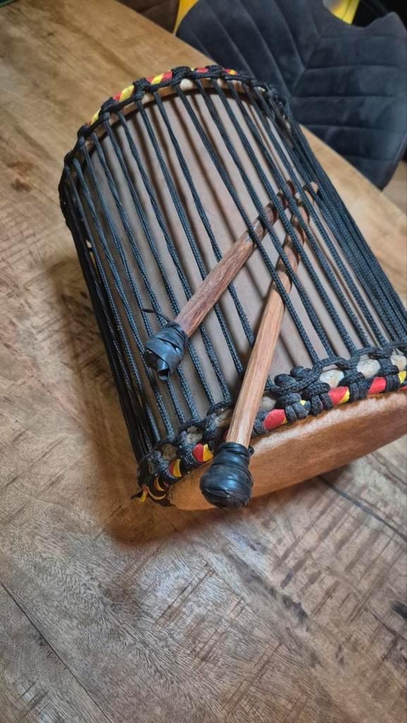 Dun Dun Kenkeni Bas Drum - Afrikaanse Percussie, Muziek en Instrumenten, Drumstellen en Slagwerk, Gebruikt, Overige merken, Ophalen of Verzenden