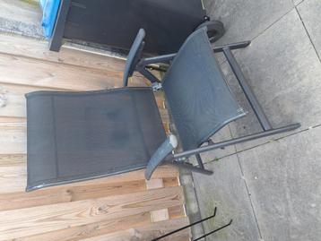 4 tuinstoelen gebruikt beschikbaar voor biedingen