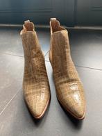 Pertini laarsjes maat 41.Lakleer in mooie zandkleur., Ophalen of Verzenden, Zo goed als nieuw, Boots