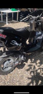 Aprilila rally schade, Fietsen en Brommers, Scooters | Yamaha, Ophalen, Zo goed als nieuw